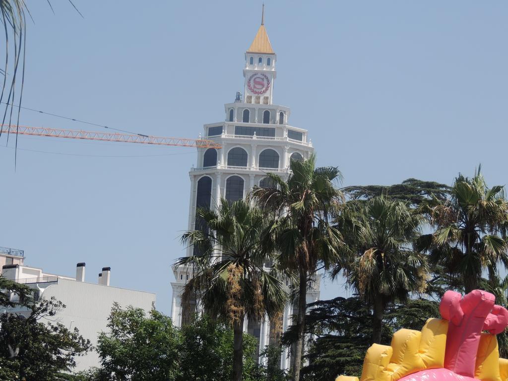 Apartment Haidar Abashidze Batumi Eksteriør bilde